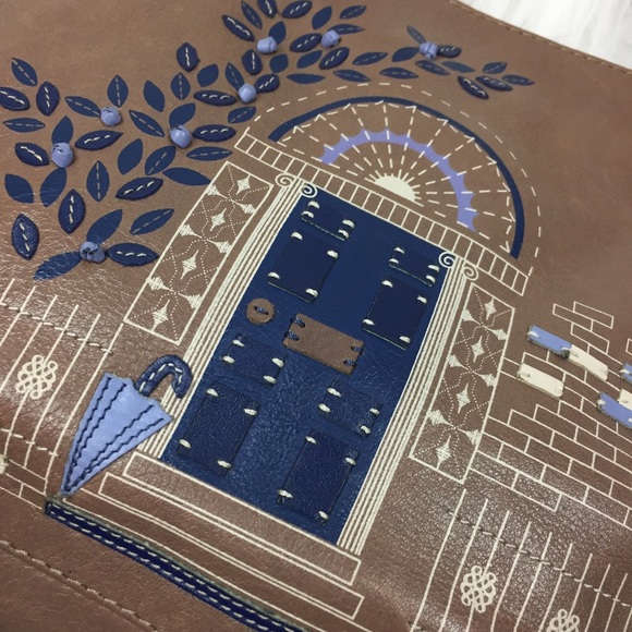 Bailey & Quinn Brown Leather Crossbody Purse - Picture 3 of 8